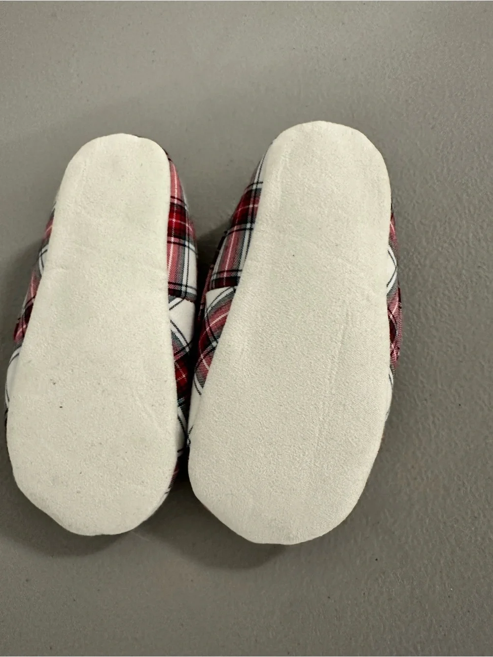 Kids Plush Plaid Moccasin Slippers - Red/White